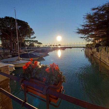 Il Nido Del Cigno Apartment Sirmione Exterior photo